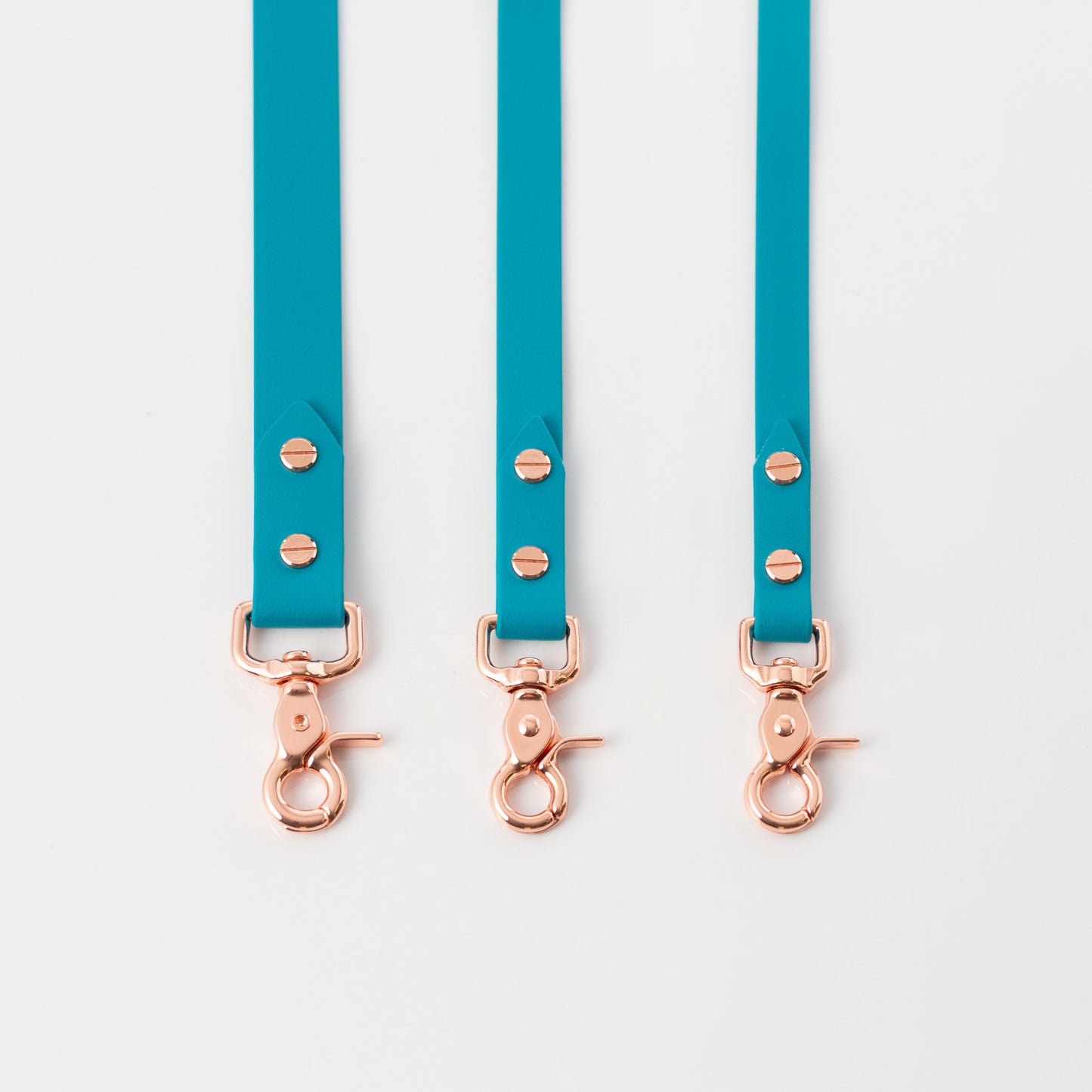 Lead – bondi blue