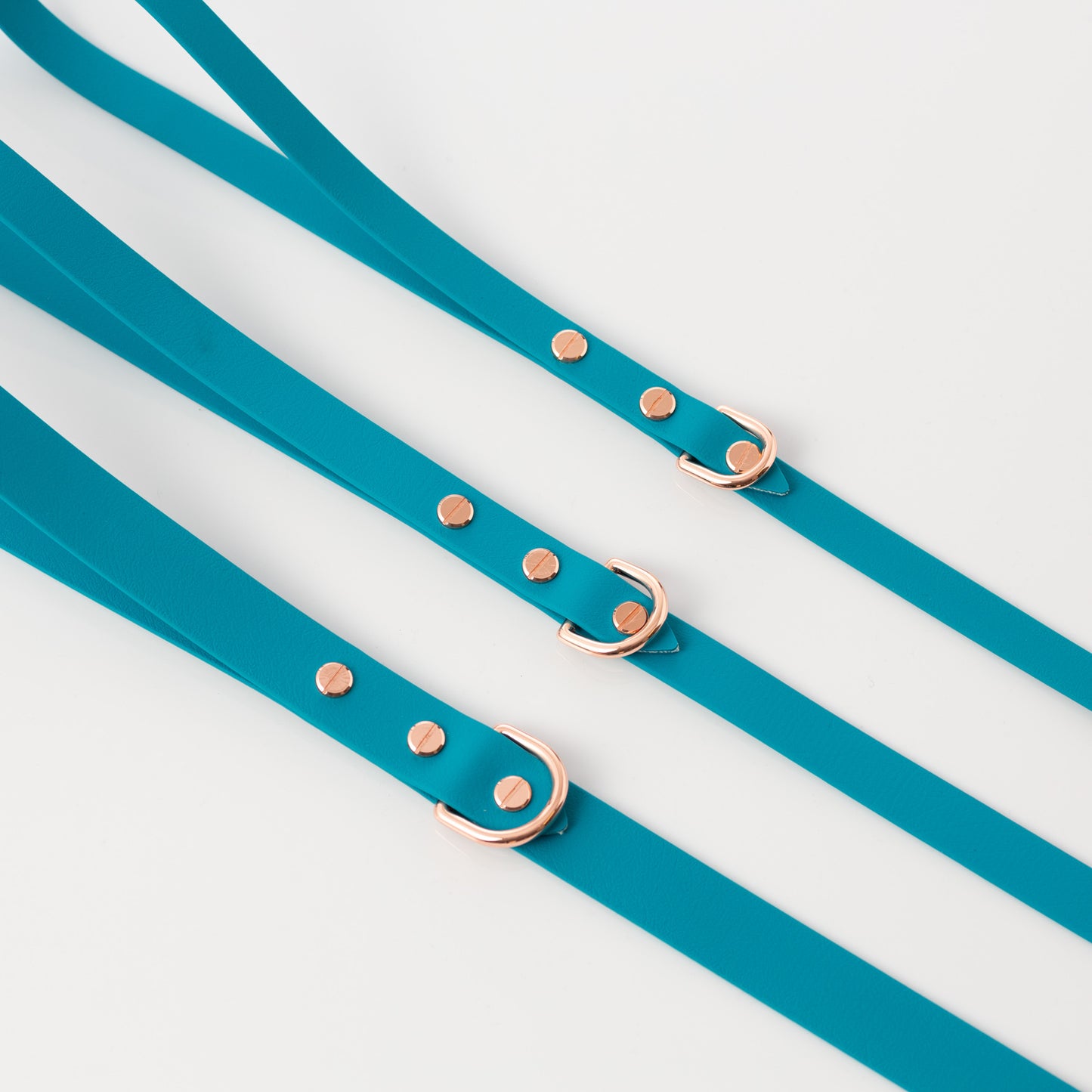 Lead – bondi blue