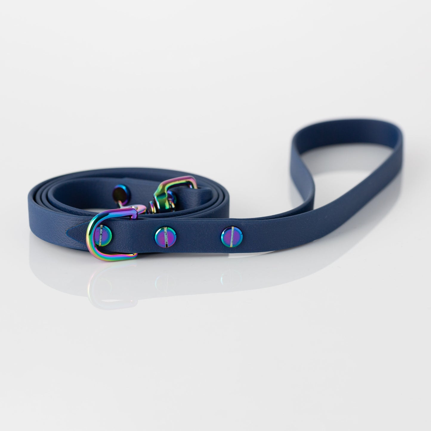 Lead – sydney harbour night navy