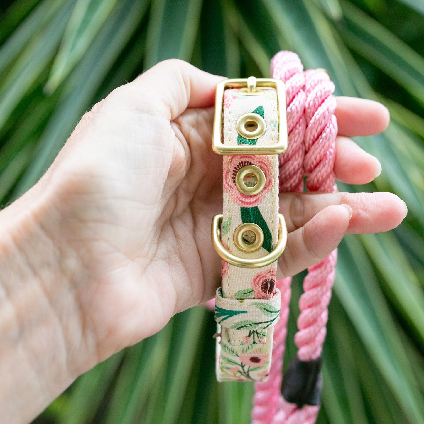 Cottage garden designer dog collar