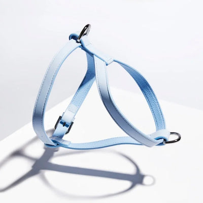 Harness – soft blue